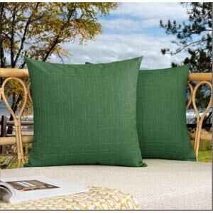 NWOT Kevin Textile Pack of 2 Outdoor Waterproof Pillow Covers 18x18 Dark Green
